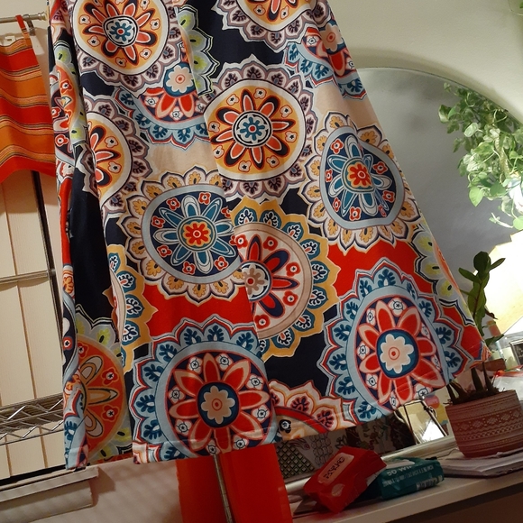 Top/Tunic - Picture 9 of 9